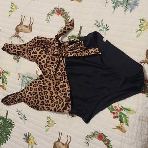 Size 4 Summersalt 'The perfect wrap one piece'